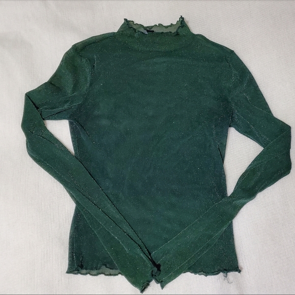 ❌️SOLD❌️Sheer Glitter Top - Picture 3 of 4